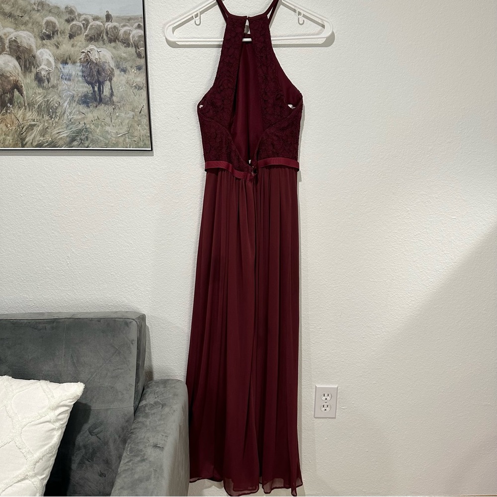David’s Bridal Lace Halter Top Formal Floor Length Maxi Dress with Belt - Picture 3 of 8